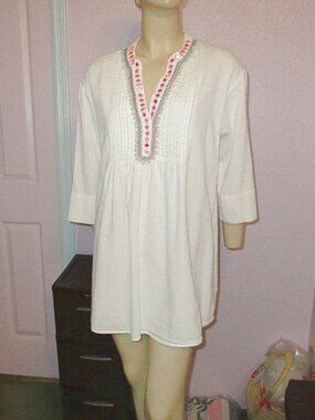 Nvelop Embroidered Blouse Top Size L Cotton Gauze Pom Pom UV Pintuck Boho Beach
